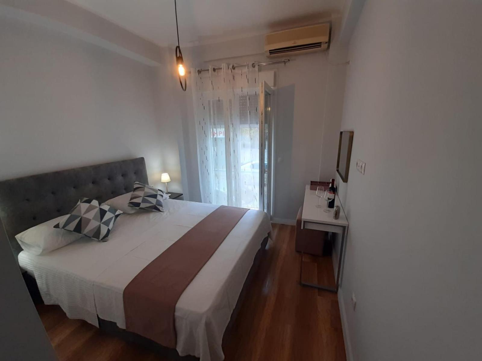 Ferienwohnung Σπιτι Ιδανικο Για 4 Ατομα Στον Αγ. Νικολαο Αττικησ Athen Exterior foto